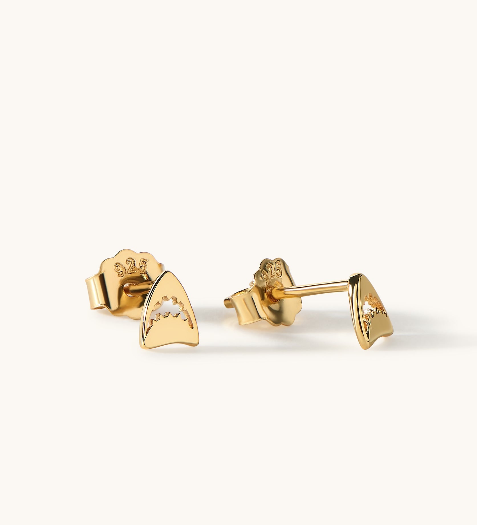 Dume Stud Earrings